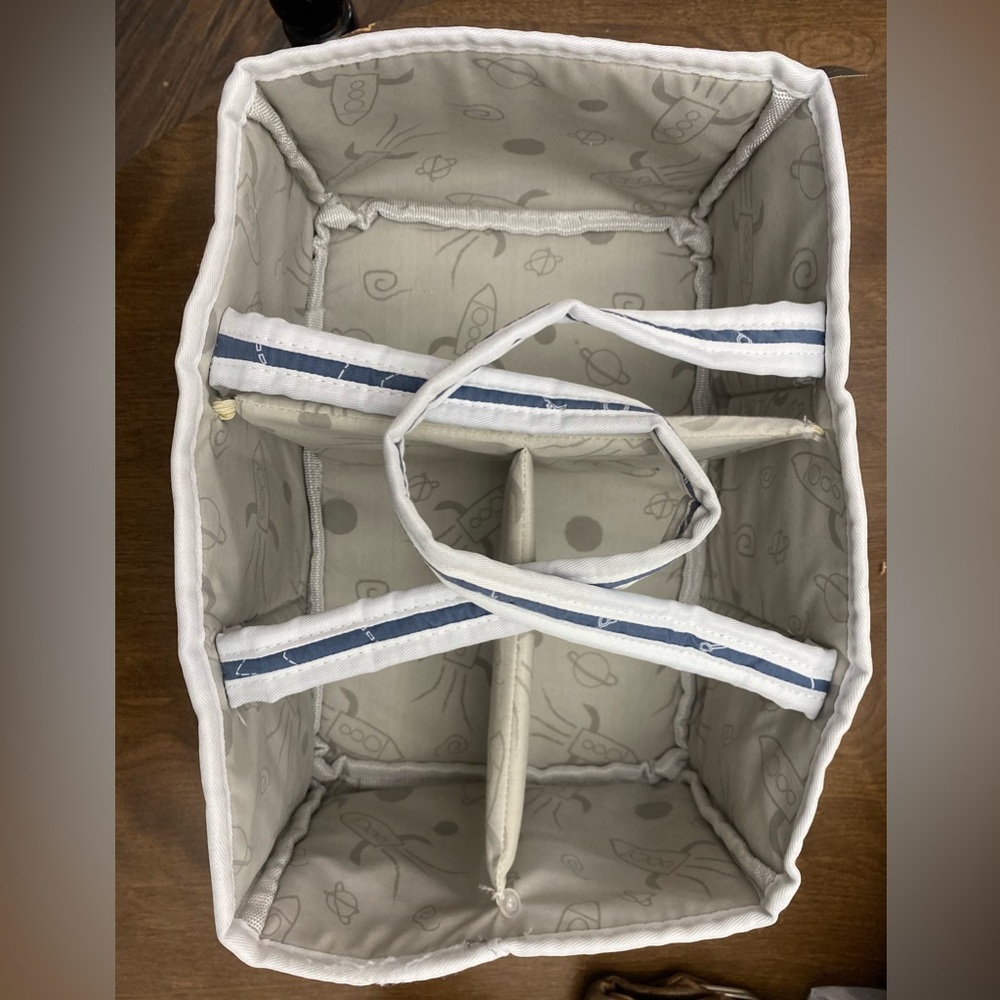 Trend Lab, compartment tote. - Picture 6 of 7